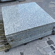 Graniet Grijs 80x80x3cm gevlamd (restpartij)